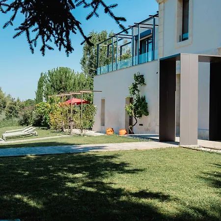 Domaine De La Peyrine - Hirondelle